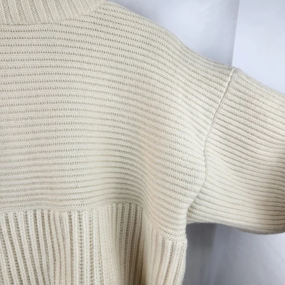 Sacai Off-white Paneled Jumper In 151 Off White size L(3) BNWT has stains - Picture 10 of 13
